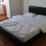 M&F Apartament Jepilor